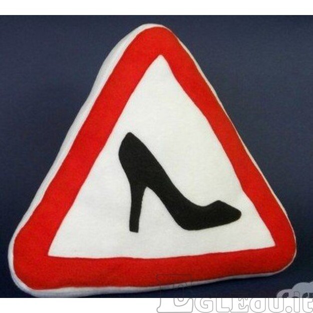 Automobilio pagalavėlė, 30cm